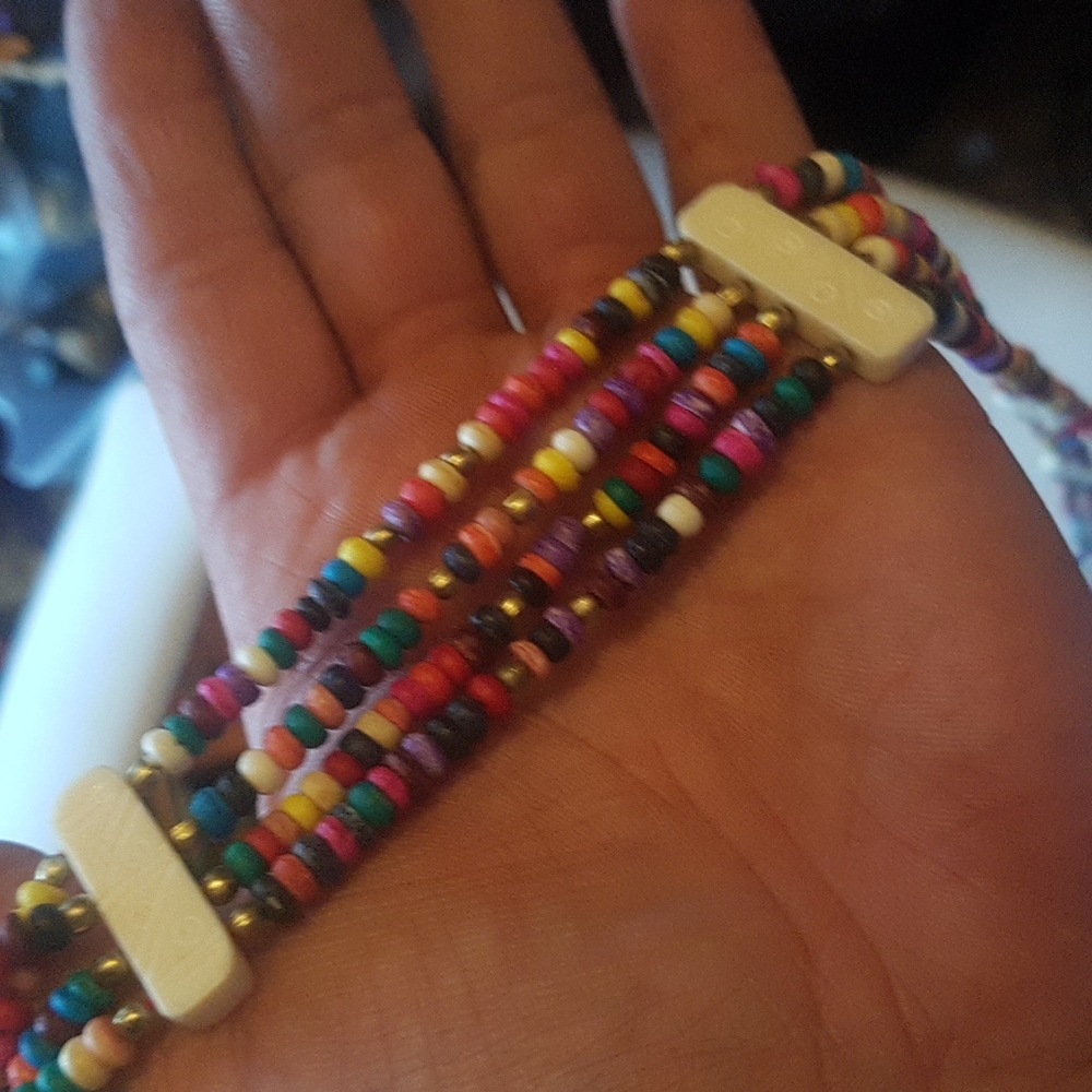 Colorful necklace - Picture 3 of 3